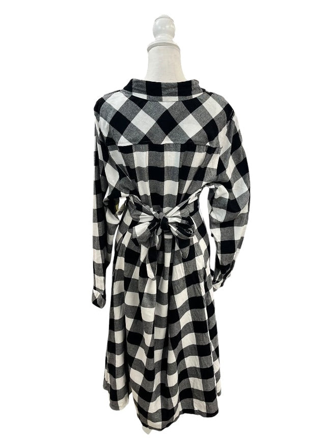 Black White Plaid Dress by Croft & Barrows