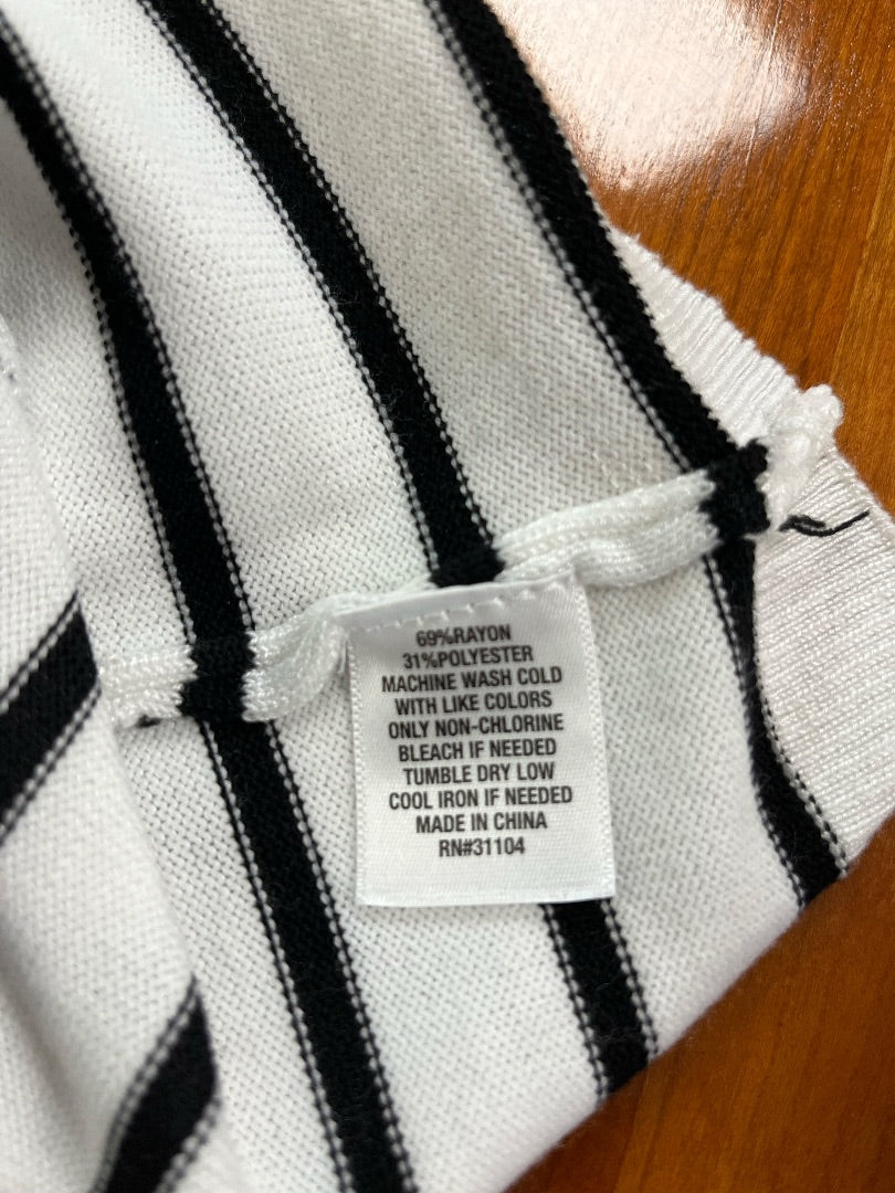 Crown & Ivy White and Black Striped Ruffle Sleeve Top Size Small