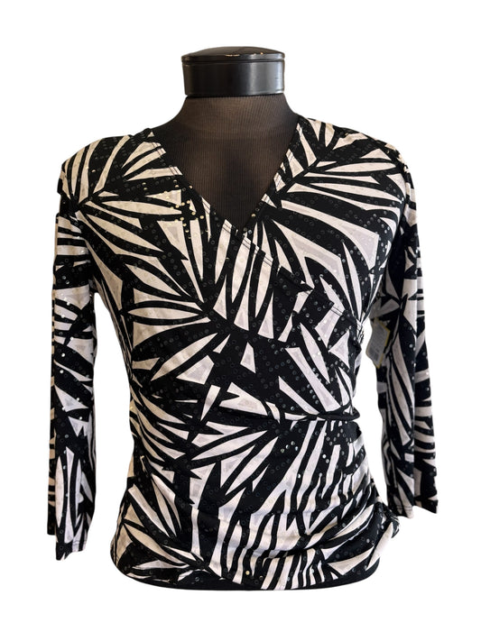 Black and White V Neck Top by S. Levine