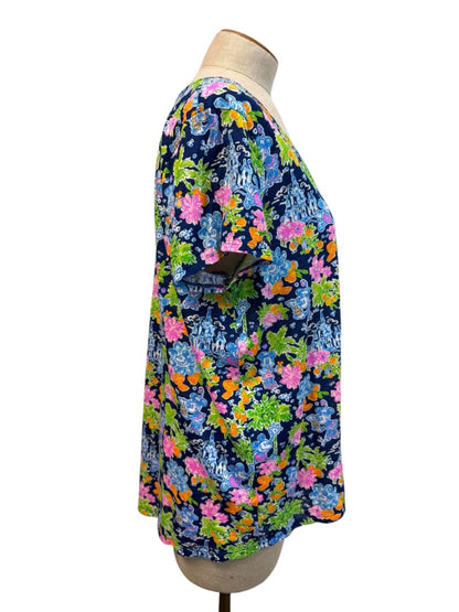 Lilly Pulitzer Disney Etta V-Neck Tee Size XL