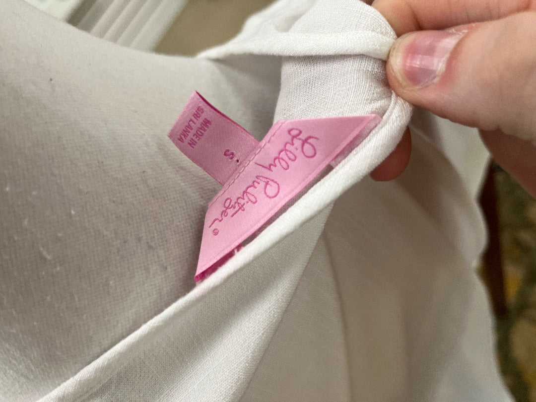 Lilly Pulitzer Lyndsea Tunic in Resort White with a Notched Neckline & Lace Detailing Size Small